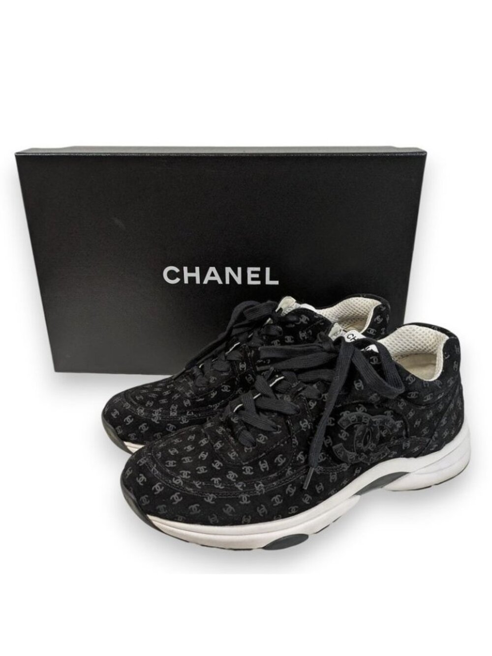Chanel Coco Mark Print Suede Sneakers Size 42 22AW - Picture 1 of 15